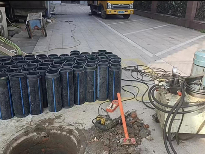 沈阳PE置换管厂家 DN315置换管 非开挖管短管置换